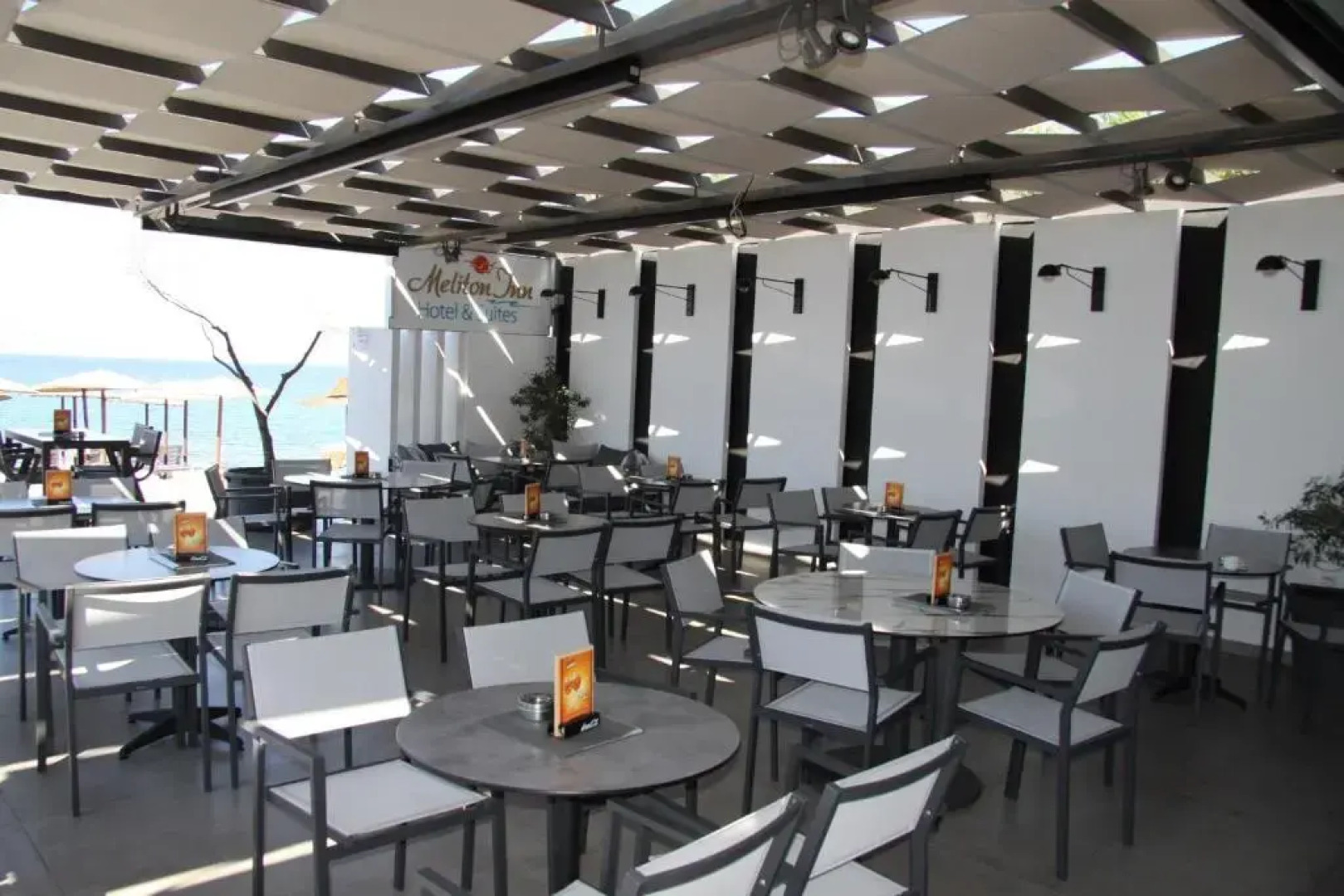 Meliton Inn Hotel & Suites