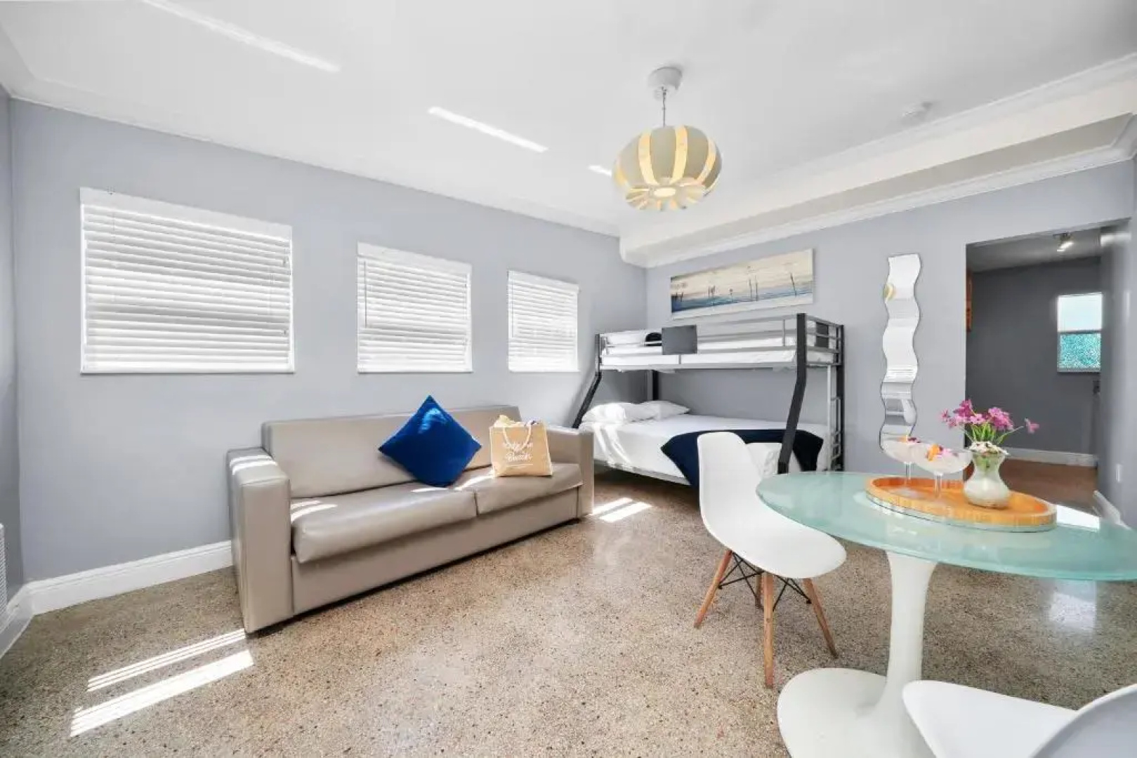 Hollywood Beach Suites