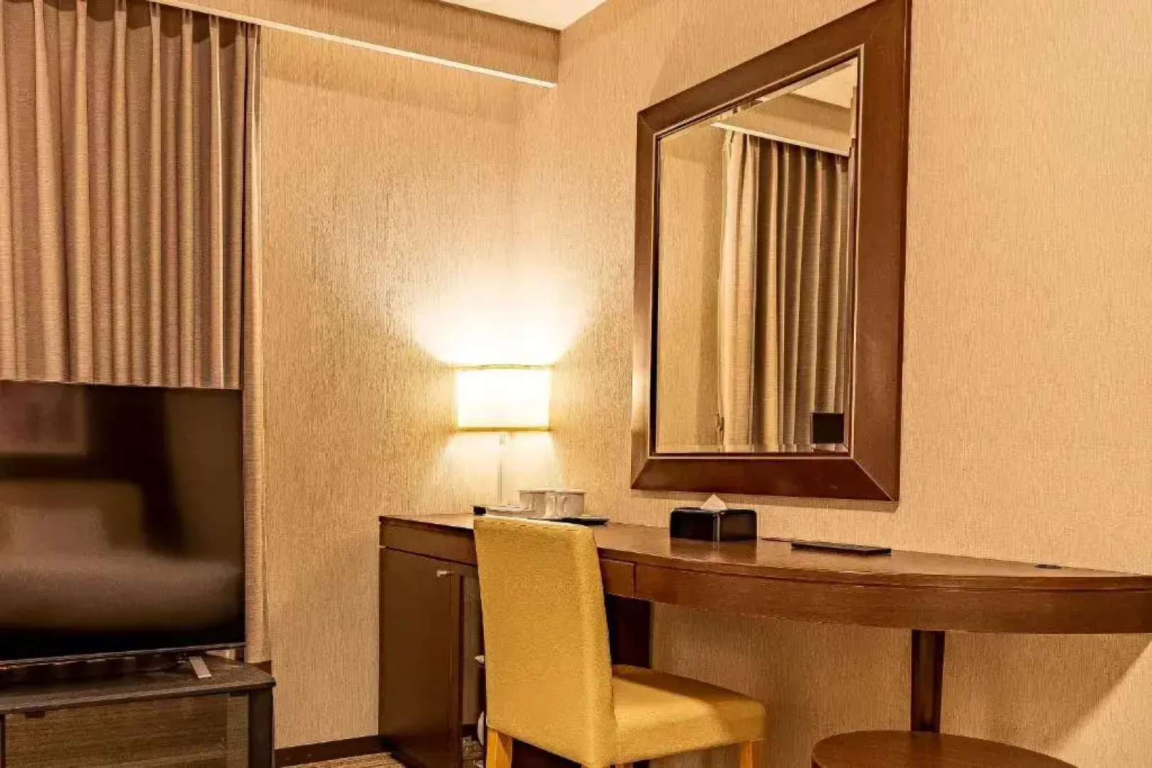 Отель Sunroute Plaza Shinjuku