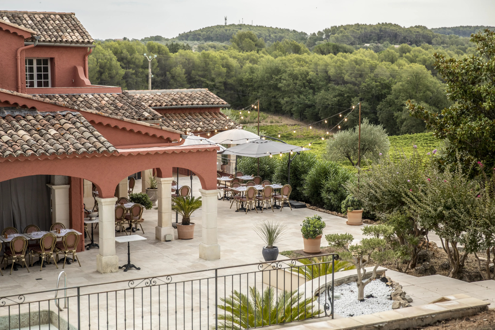 Domaine Rabiega - vineyard and boutique hotel