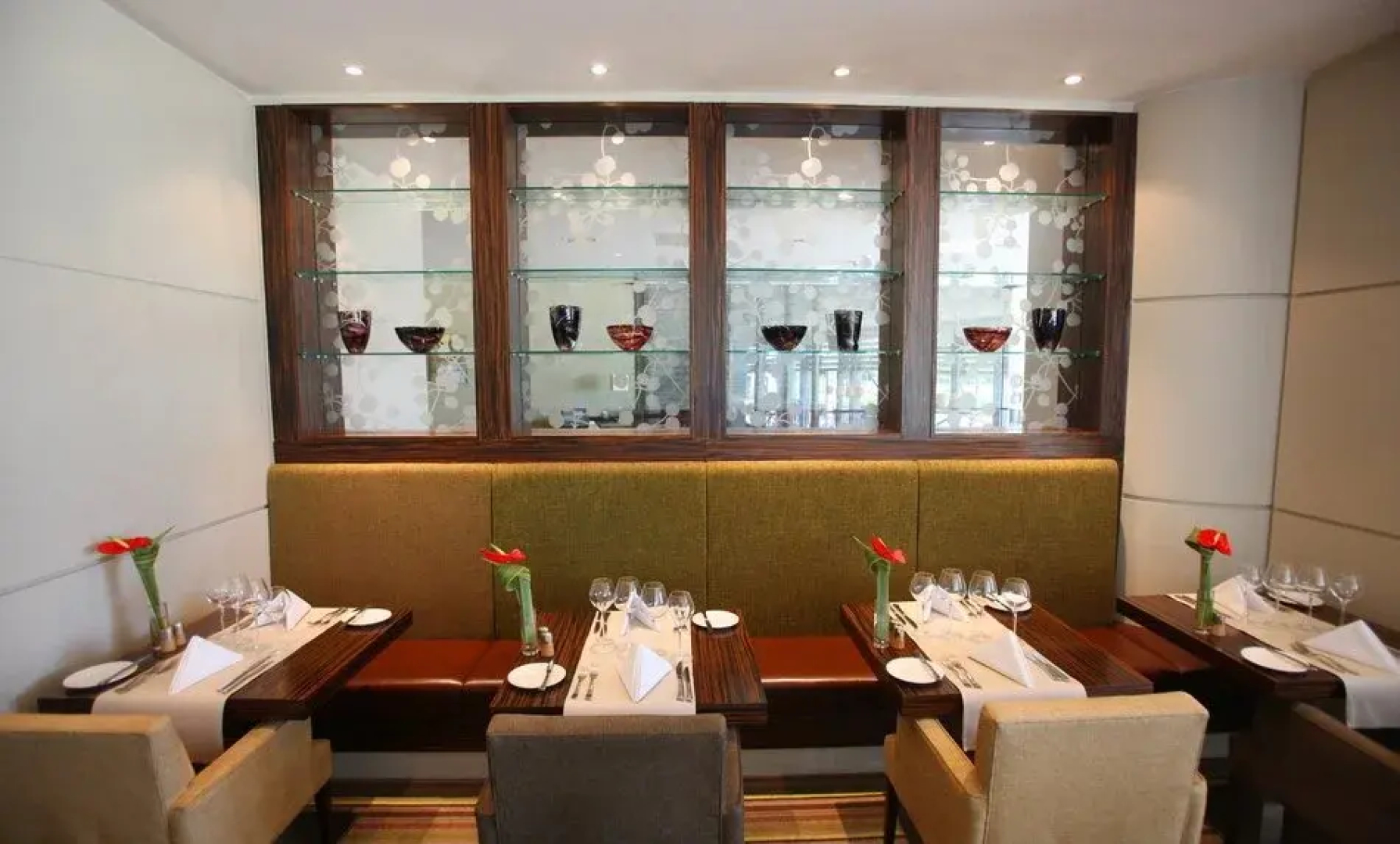 Crowne Plaza Reading by IHG