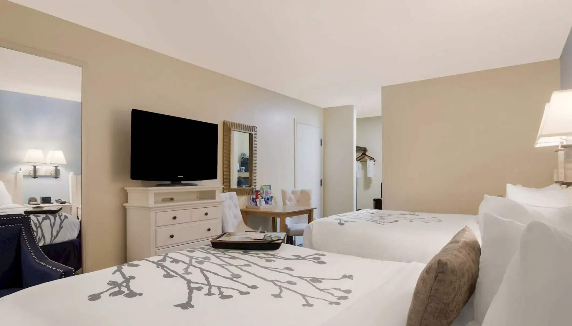 Ocean Sands Beach Boutique Inn - 1 Acre Private Beach