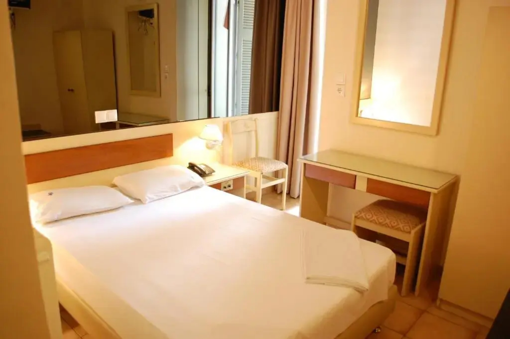 Hotel Platon