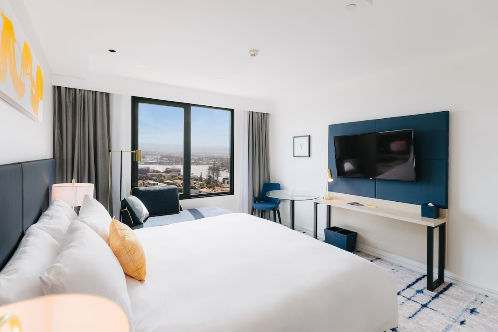 voco Gold Coast by IHG