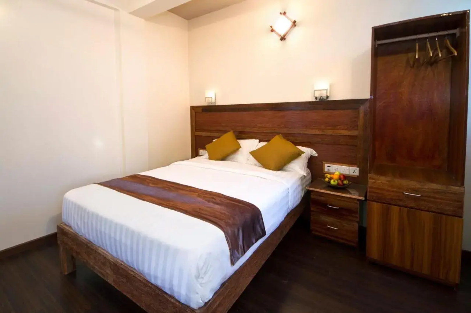 Отель Tropic Tree Hotel Maldives
