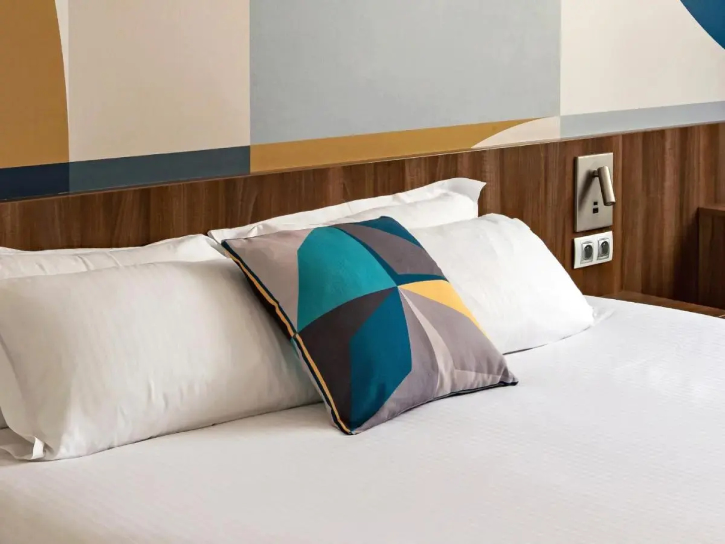 Holiday Inn Marseille Airport by IHG