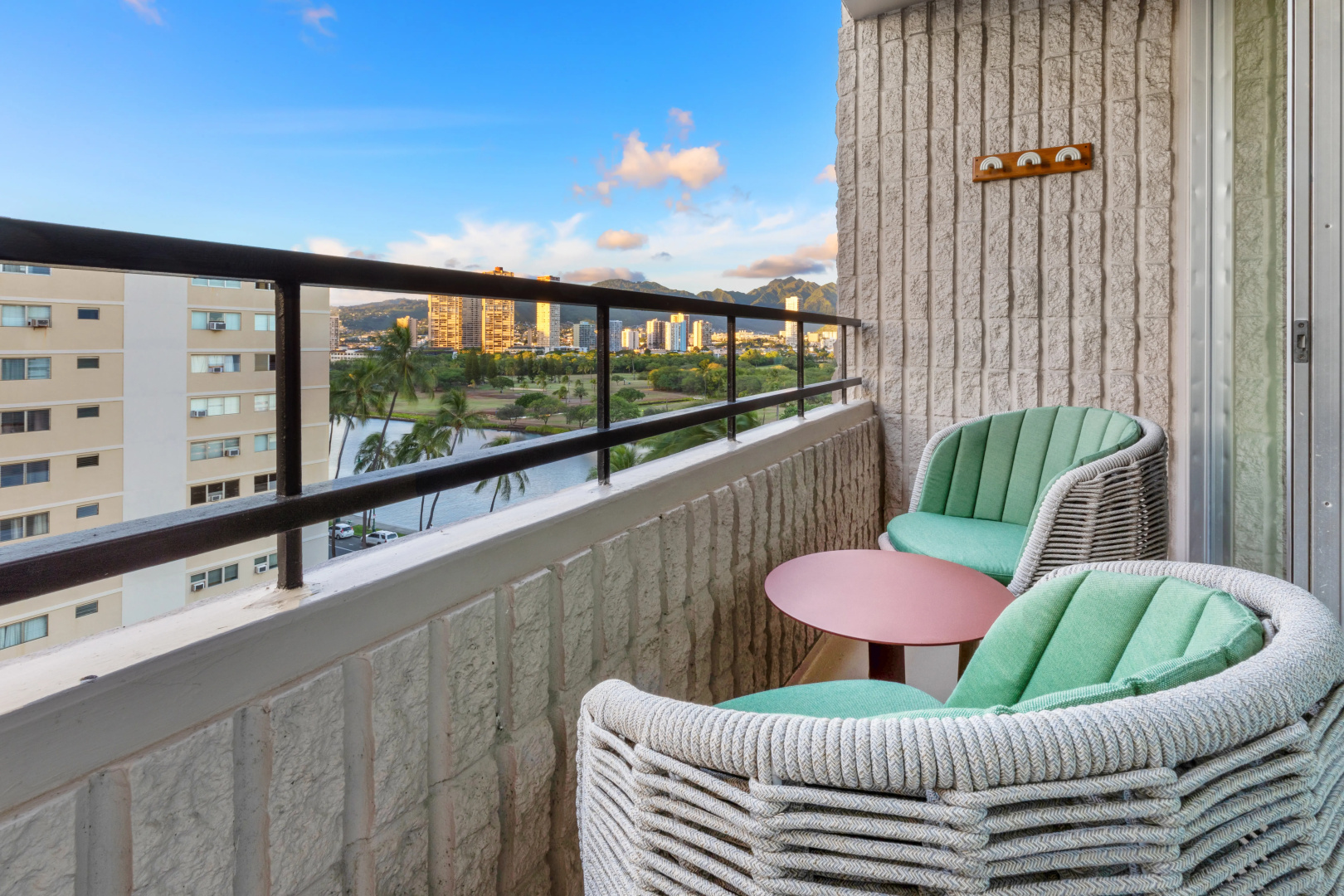 Wayfinder Waikiki