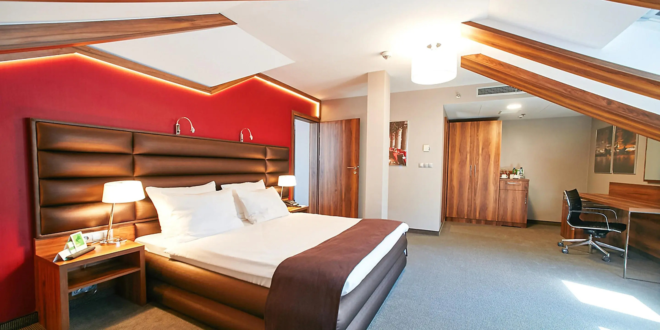 Holiday Inn Krakow City Centre by IHG