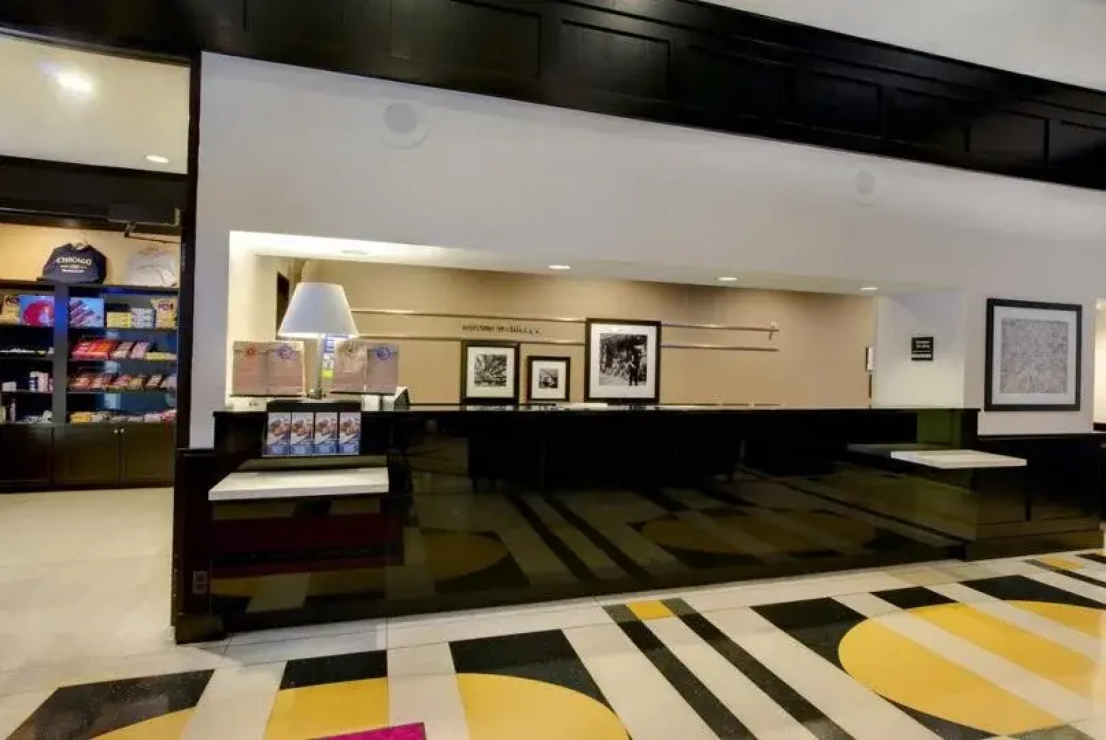 Hampton Inn & Suites Chicago Downtown