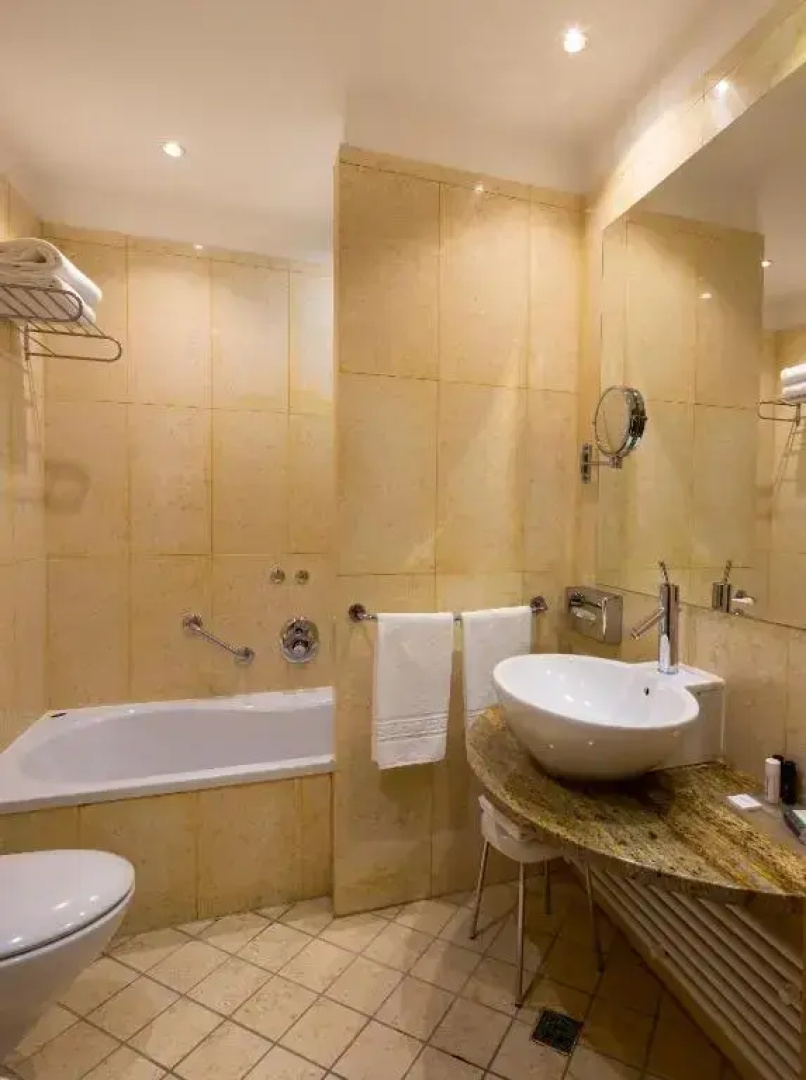 Отель Crowne Plaza Padova by IHG