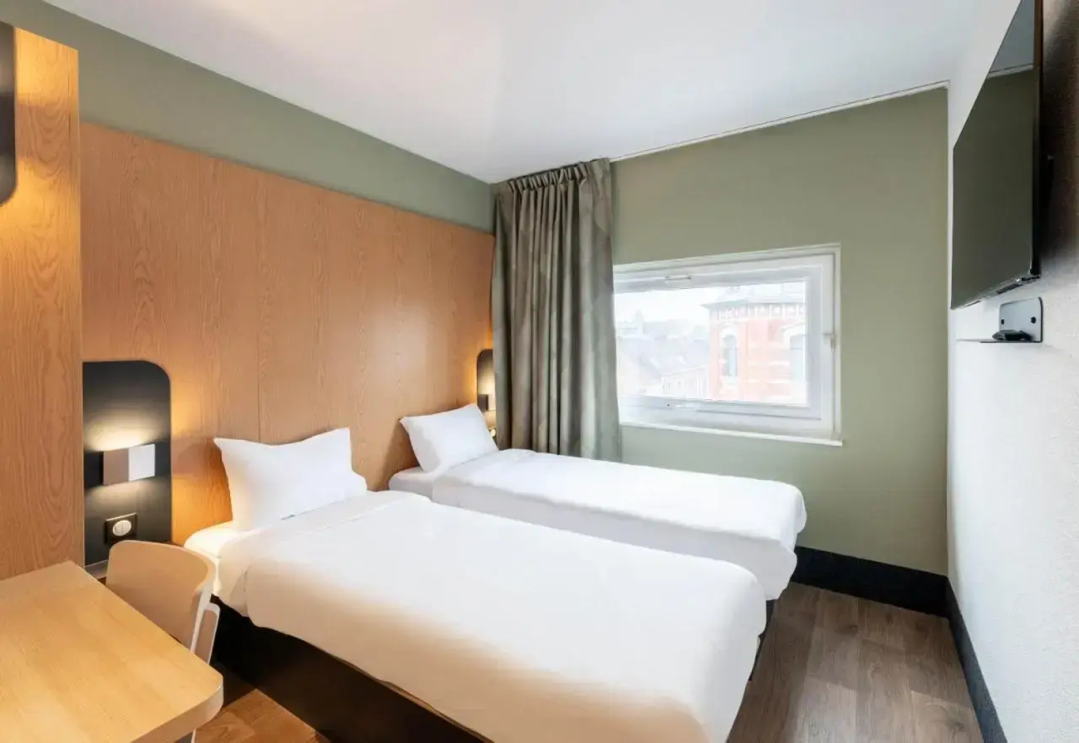 B&B HOTEL Lille Roubaix Campus Gare