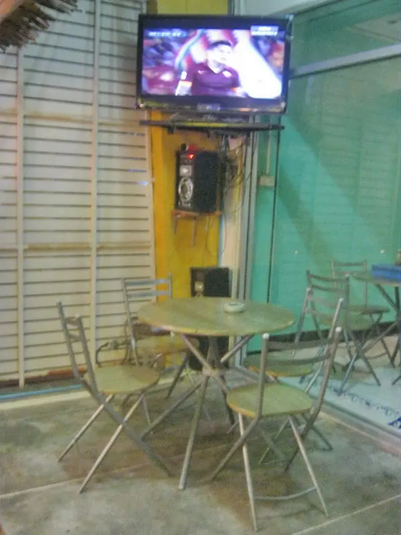 Relax Pub & Guesthouse