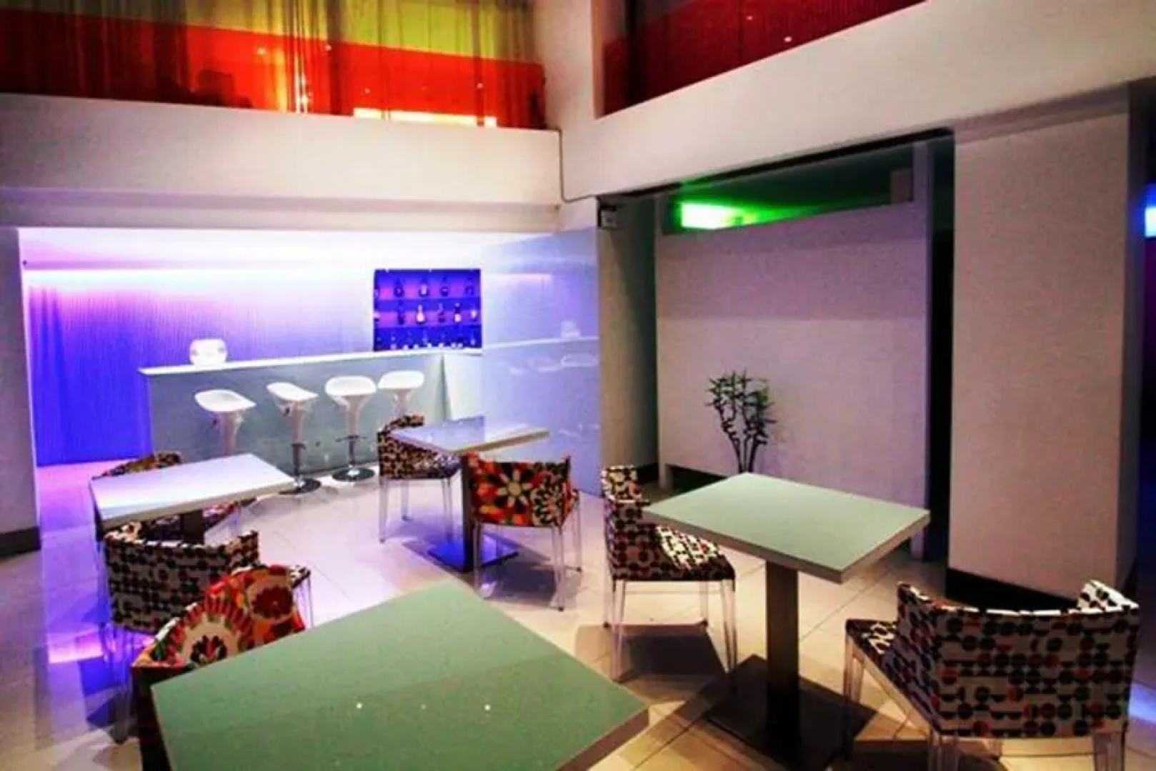 Mary Plaza Hotel