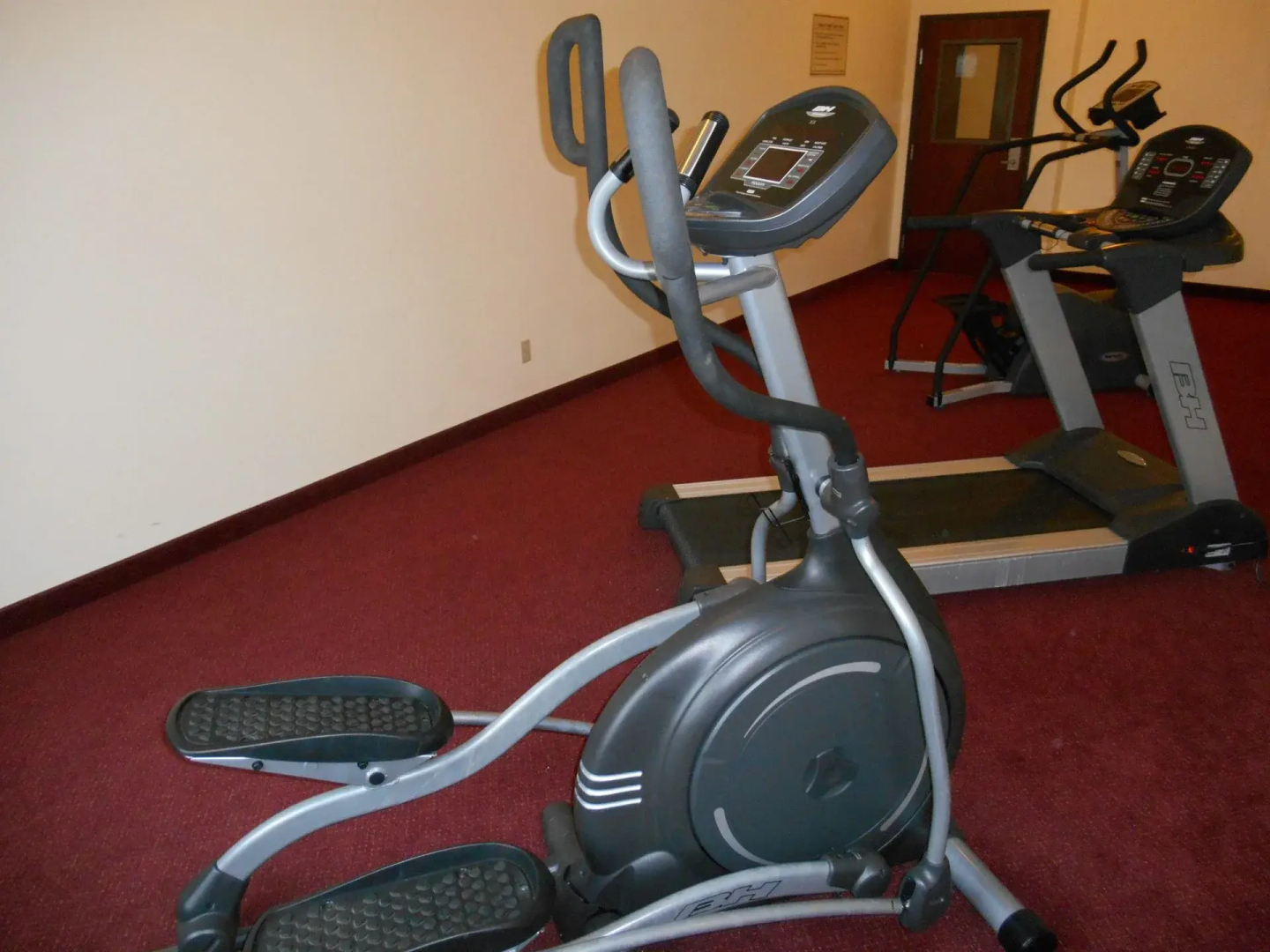 Settle Inn & Suites Linn