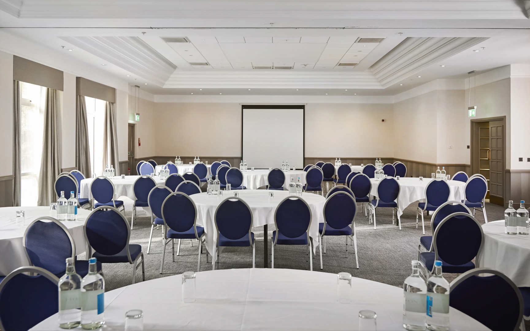 DoubleTree by Hilton Dartford Bridge