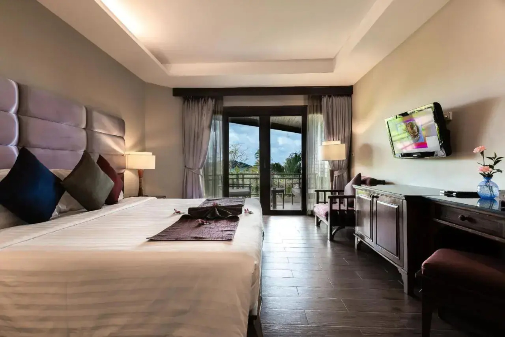 Курорт Nora Beach Resort and Spa