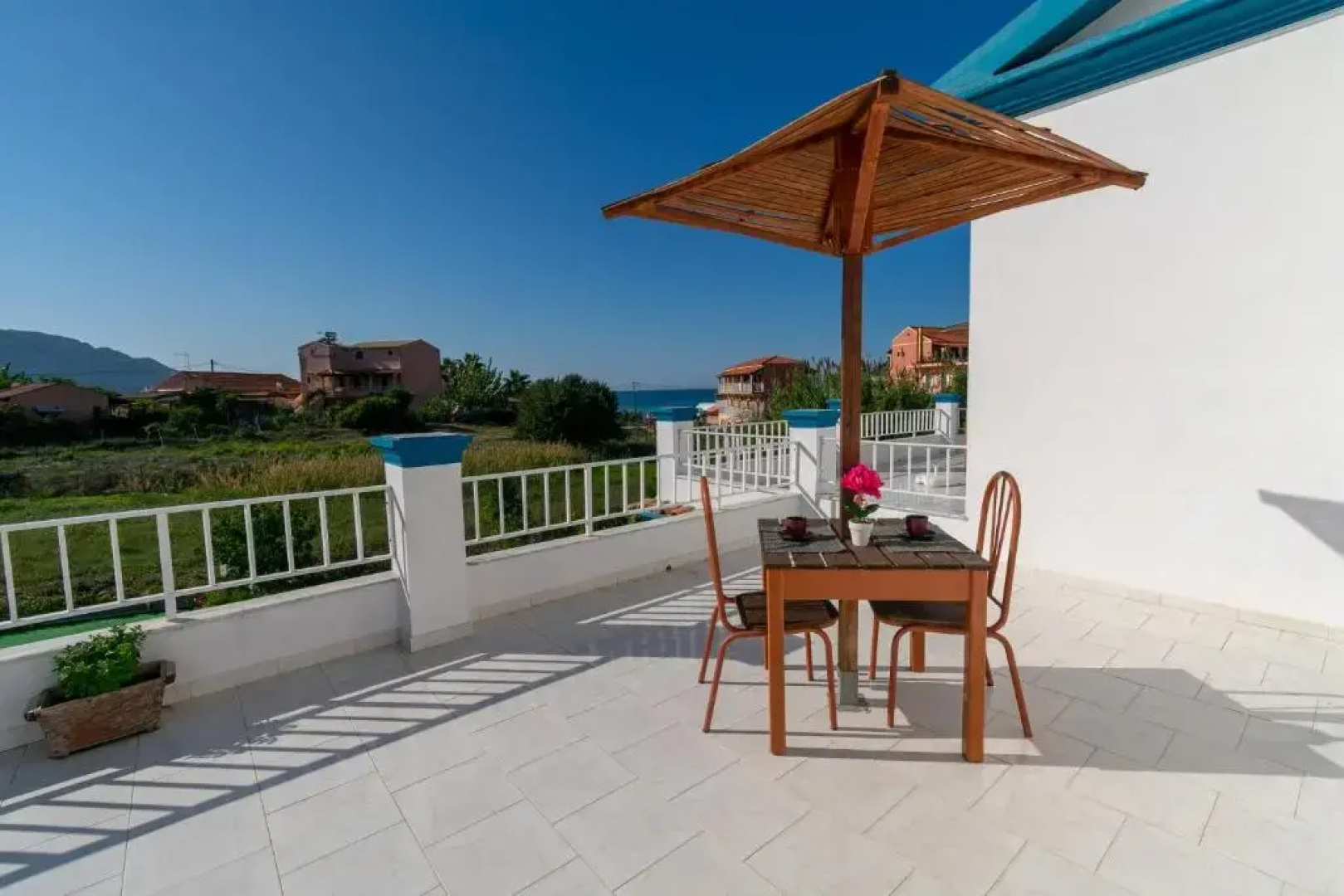 Akis Villa Studios & Apartments with Pool