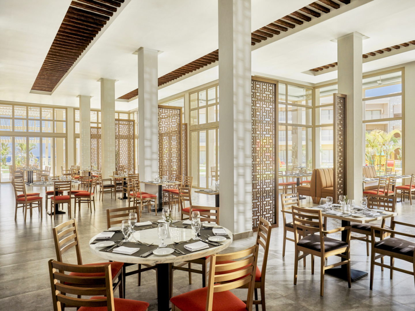 Отель JAZ Elite Maraya