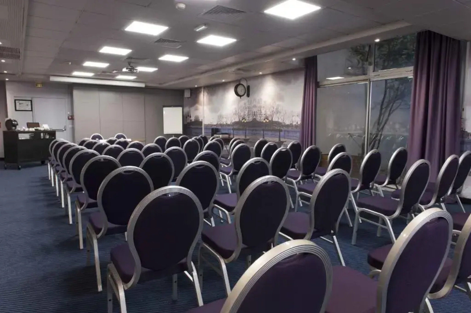 Отель Inn Design Paris Saint Quentin