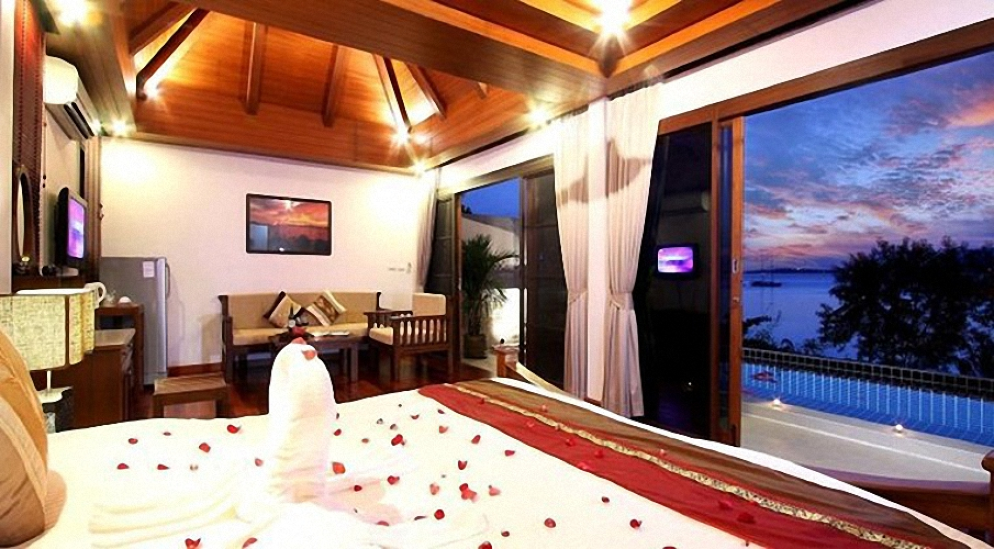 BYG Grand Beach Front & Sea View @ Panwa Beach