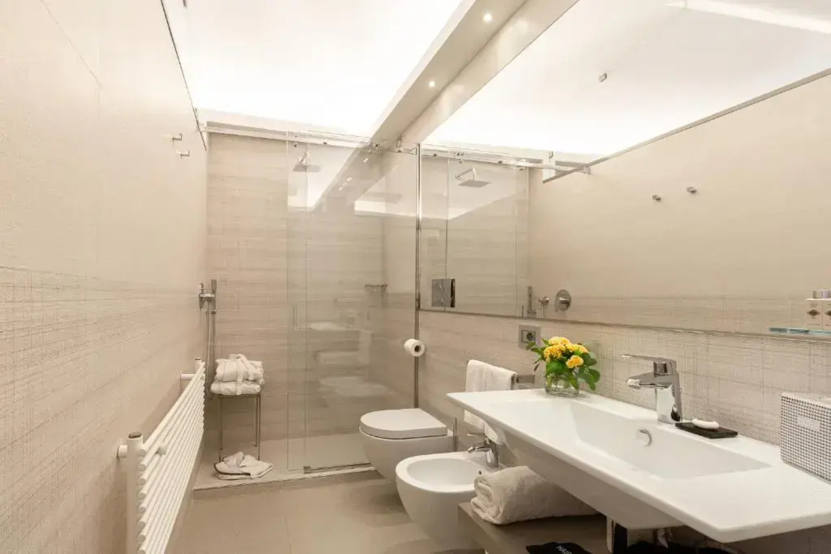 Отель Harry's Bar Trevi Hotel & Restaurant