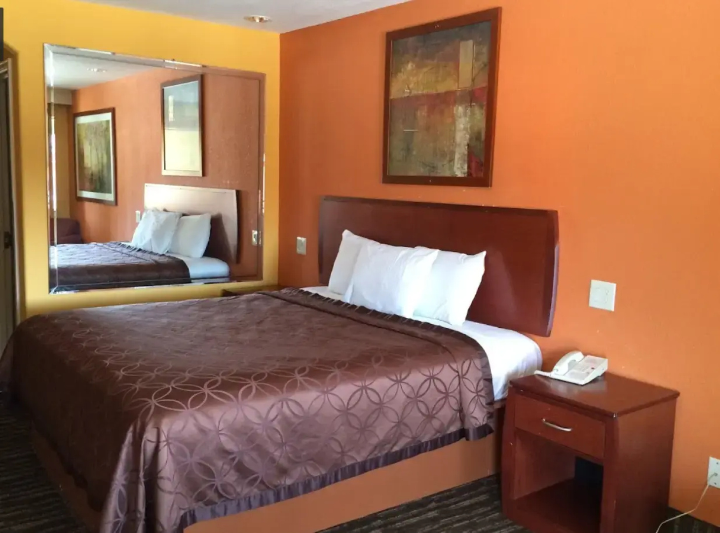 Select Inn & Suites Houston
