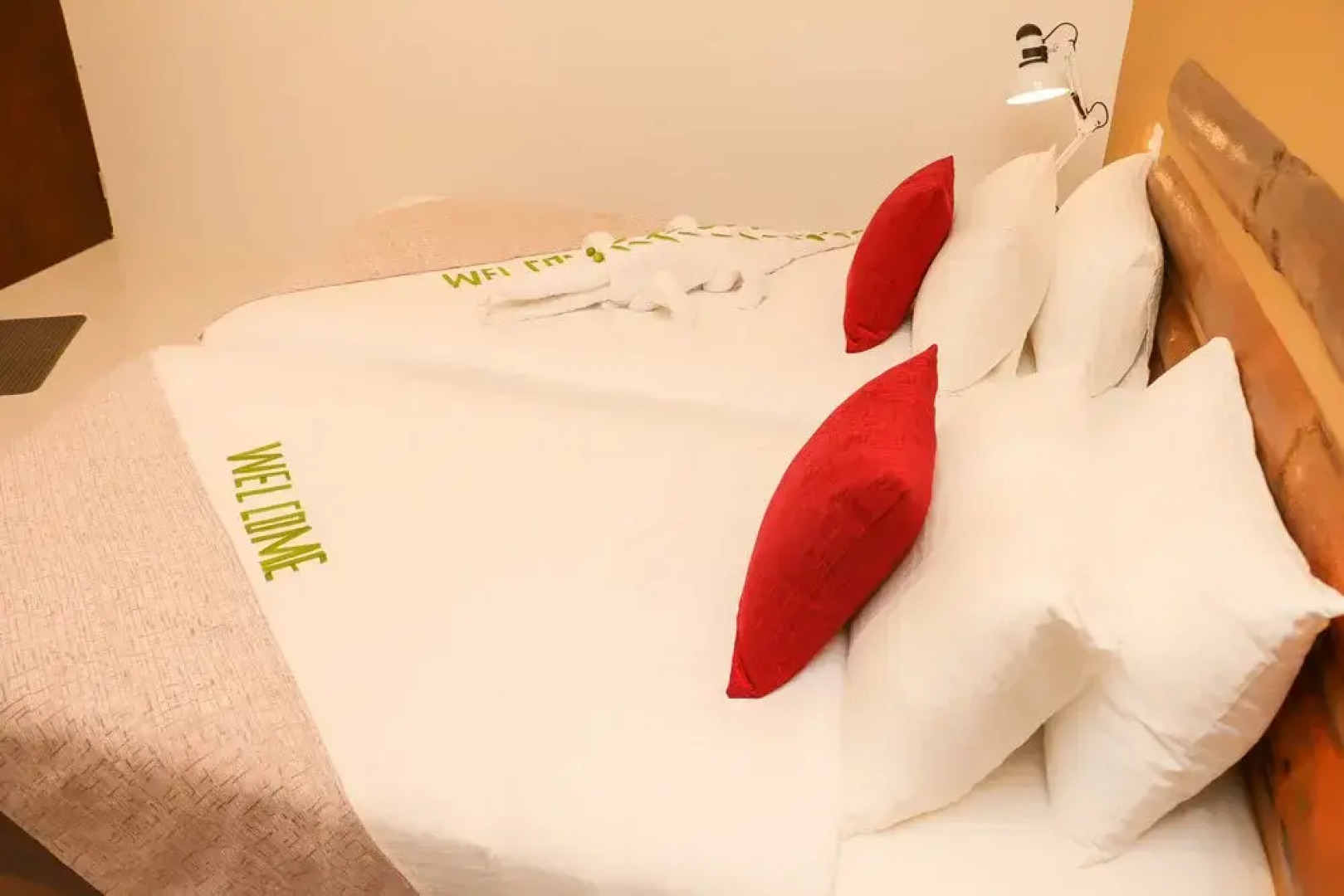 Отель The Castaway Retreat 