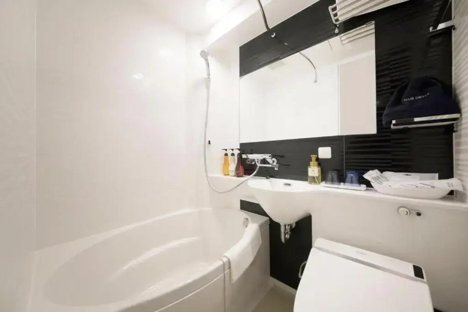 Отель Quintessa Hotel Tokyo Ginza