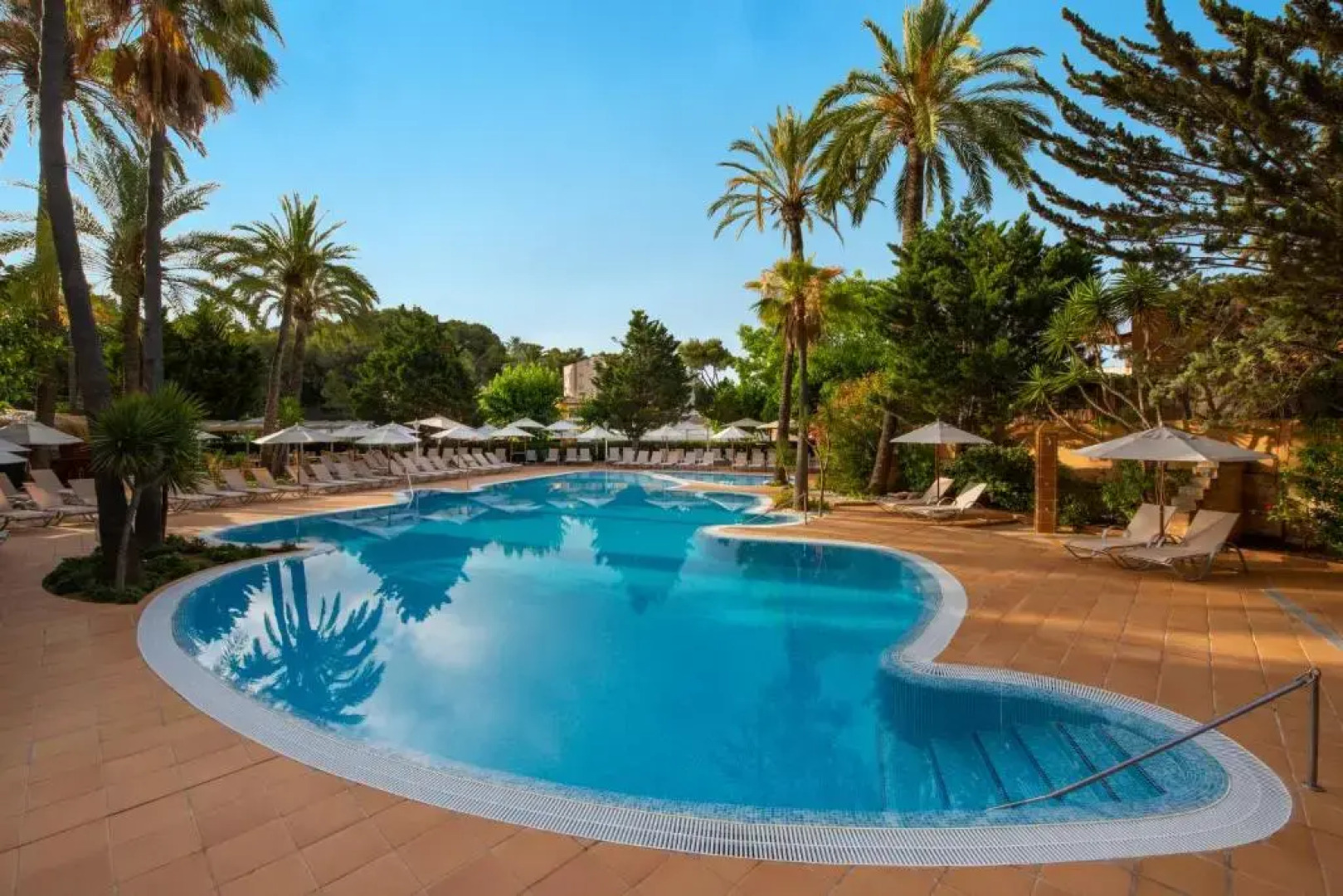 Valentin Reina Paguera Hotel