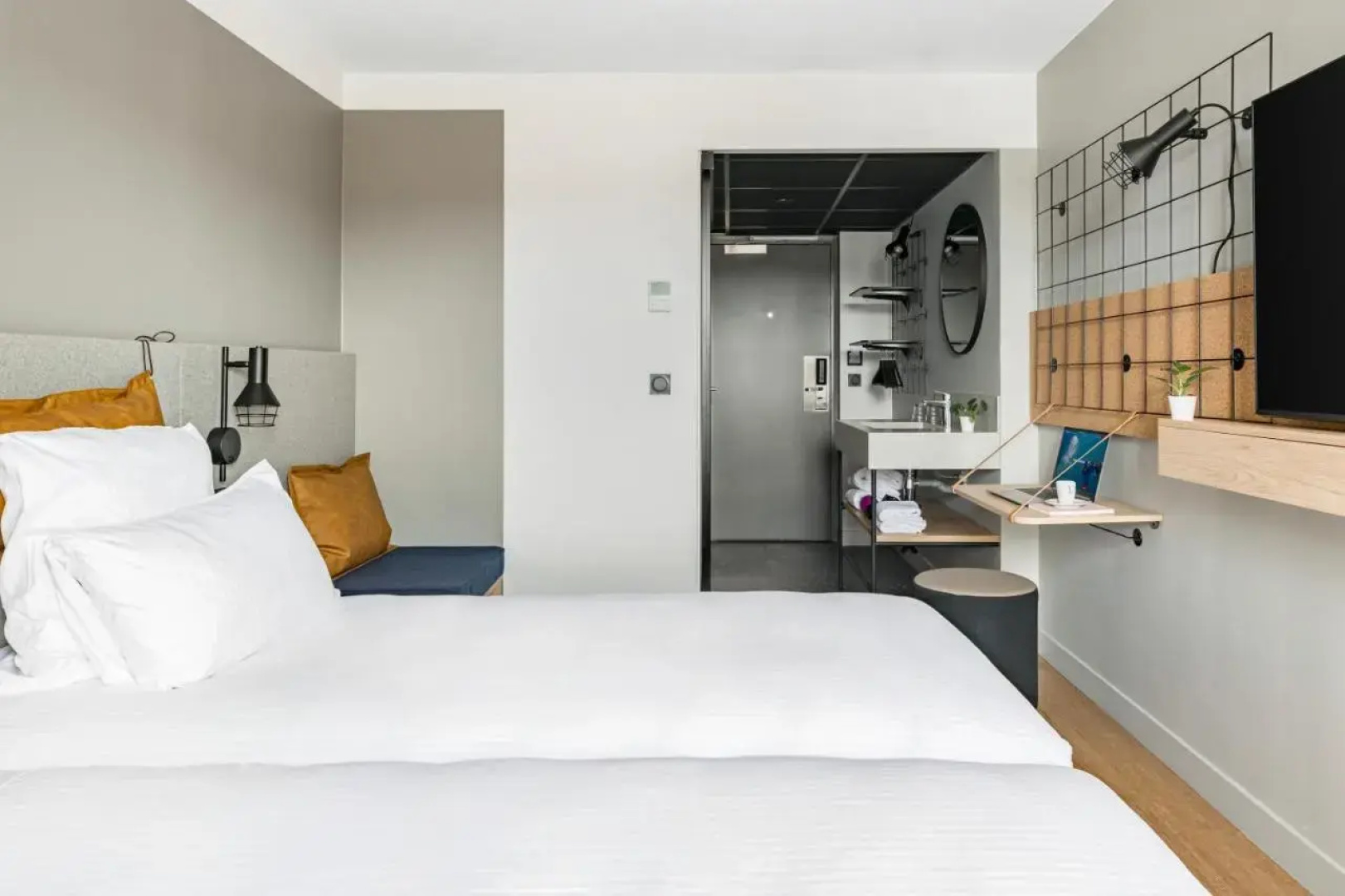 Moxy Annecy