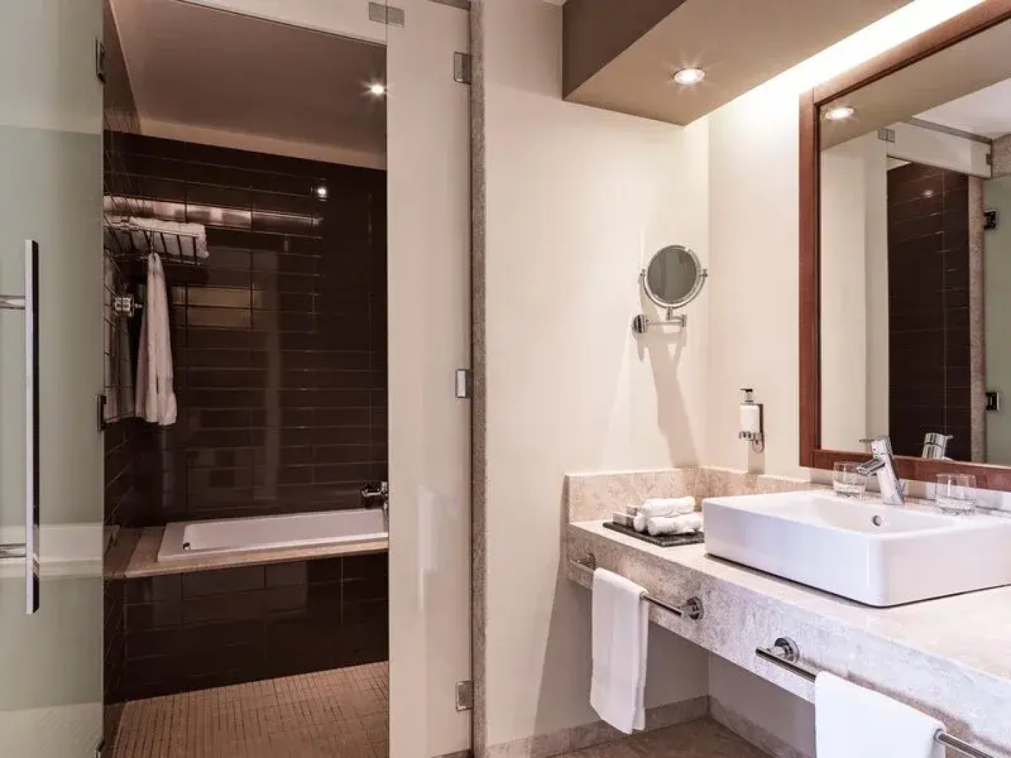 Fanar Hotel and Residences