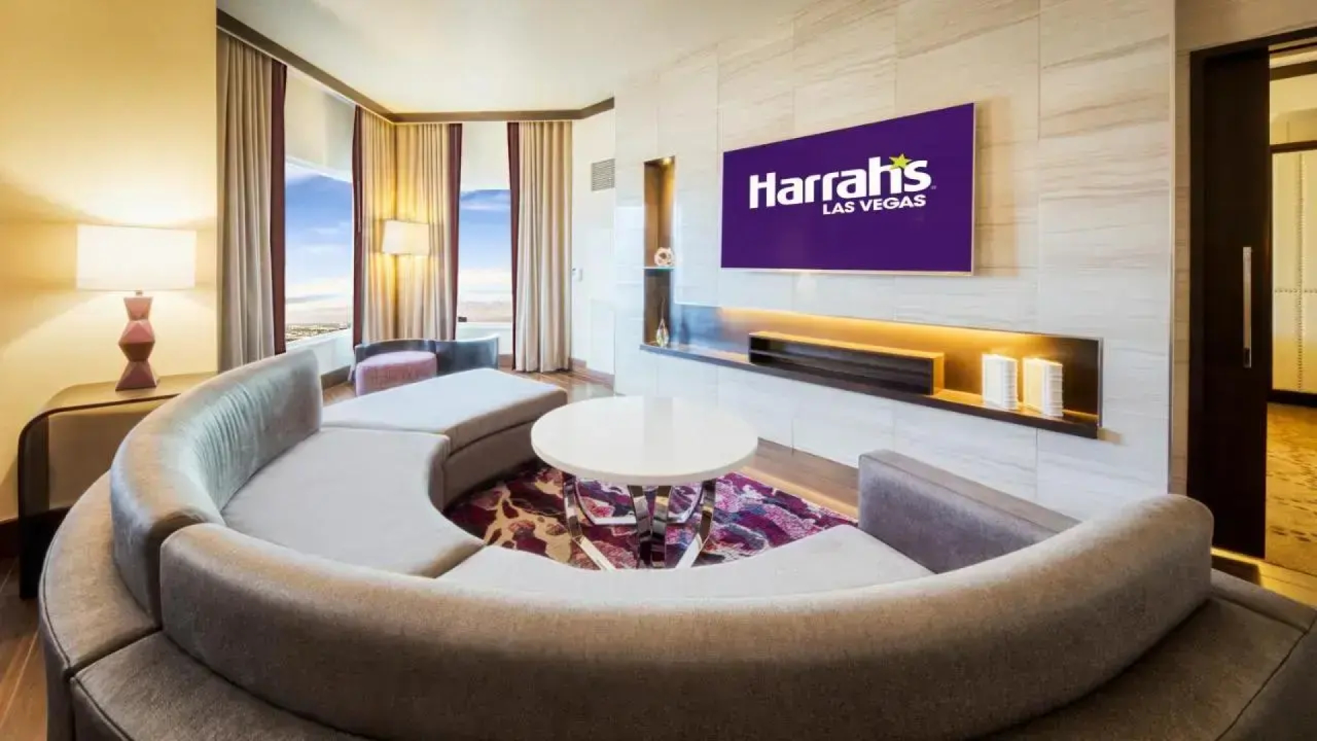 Harrah’s Las Vegas – A Caesars Rewards Destination