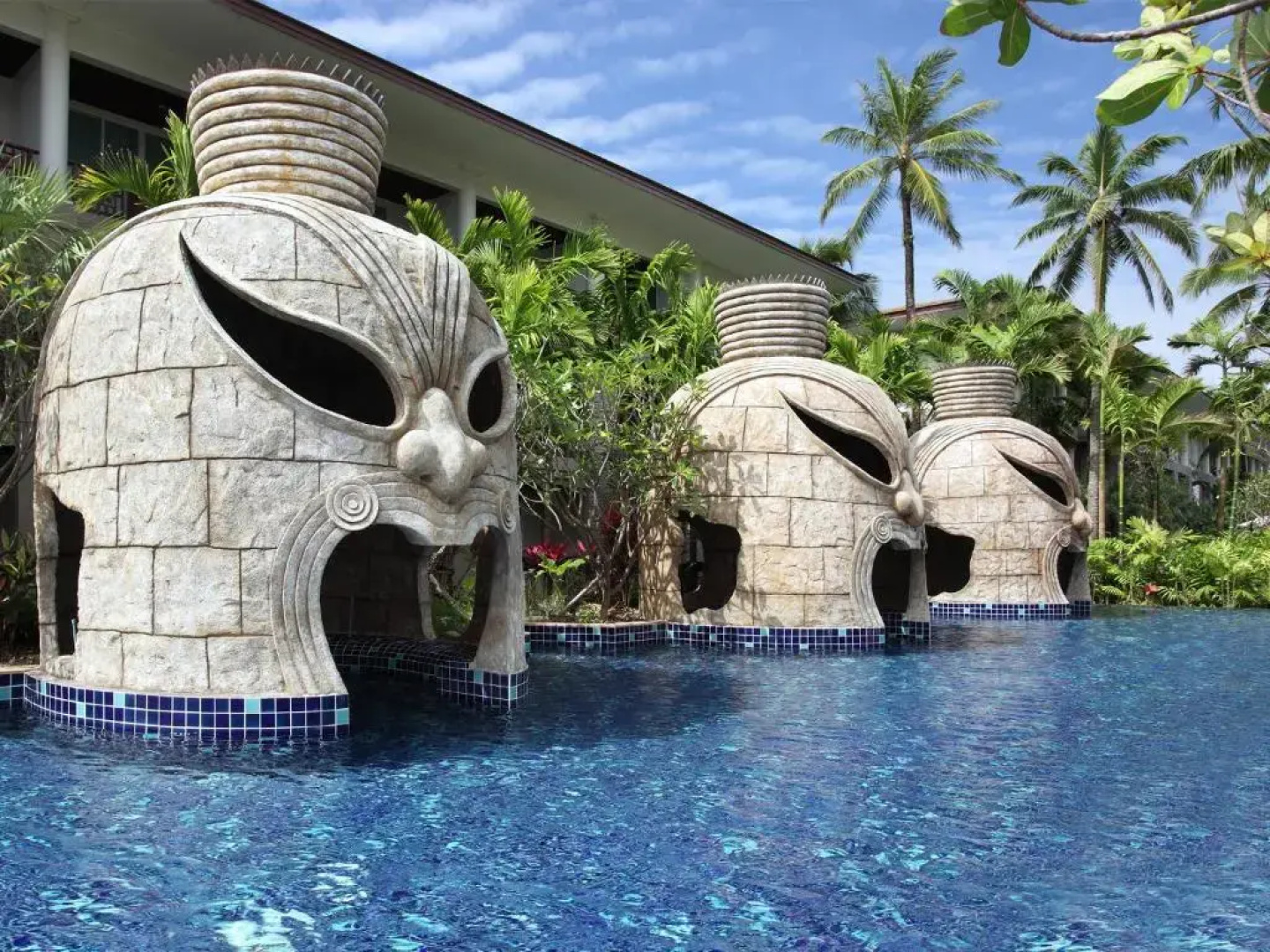Graceland Khaolak Beach Resort