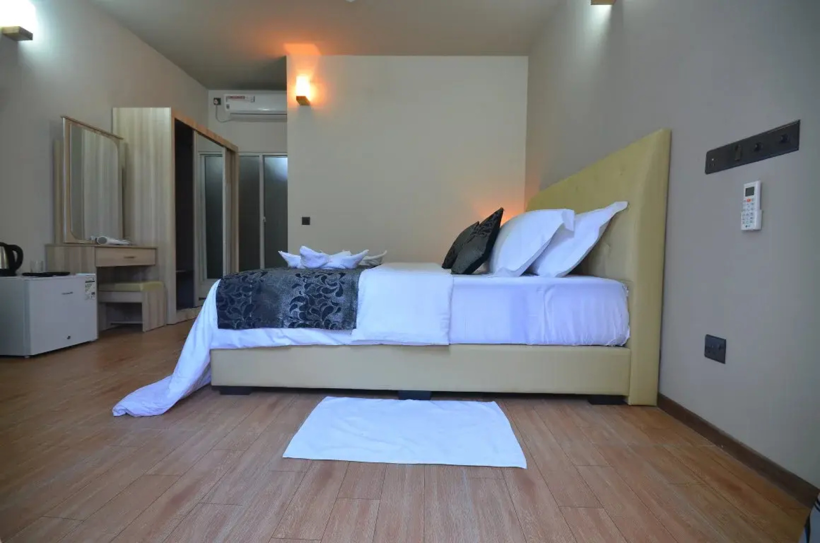 Отель Ukulhas Beach Inn