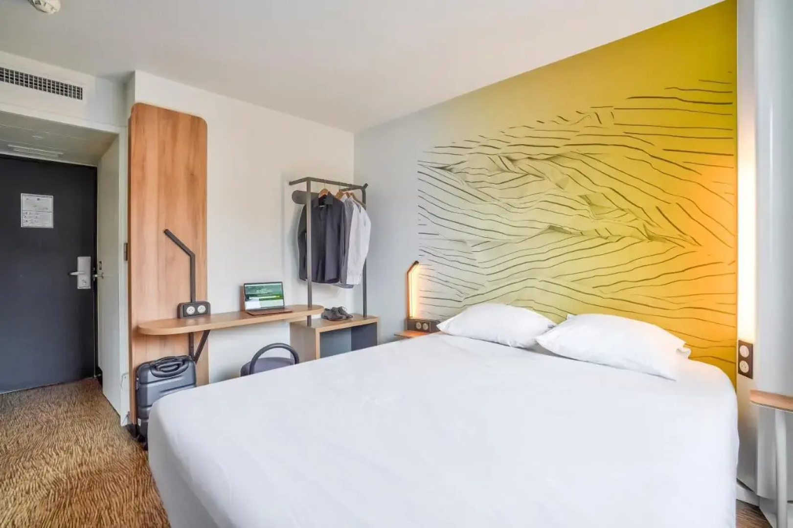 B&B HOTEL Rosny-sous-Bois Paris Est