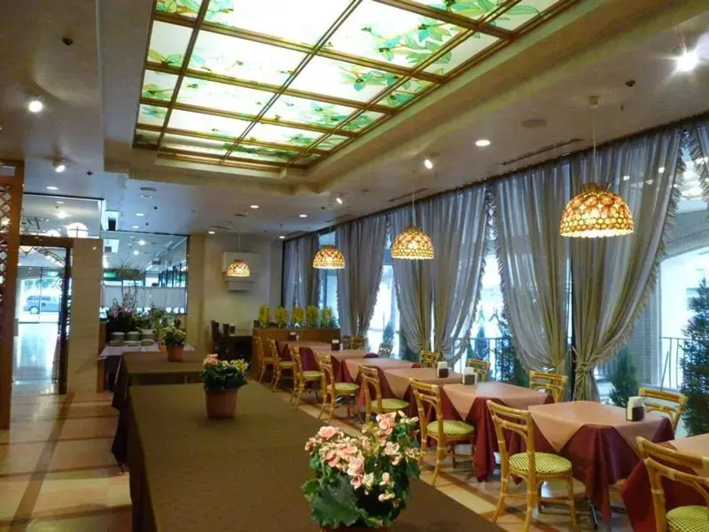 Hotel New Tanaka