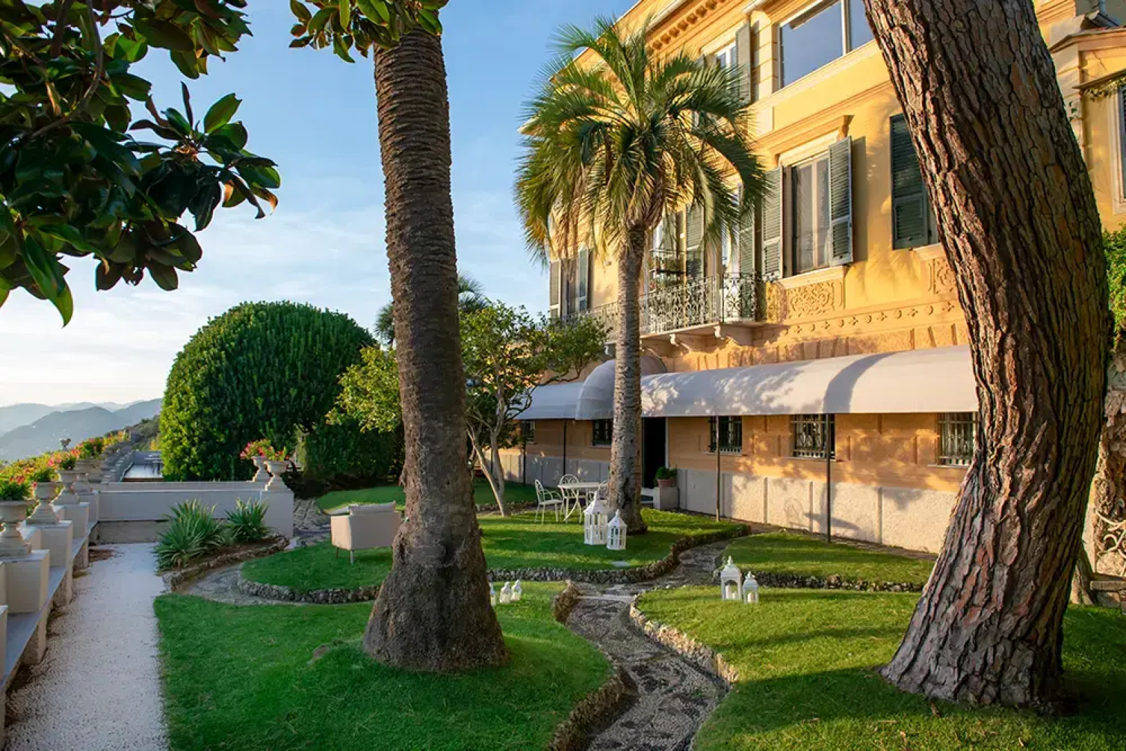 Villa Riviera Resort