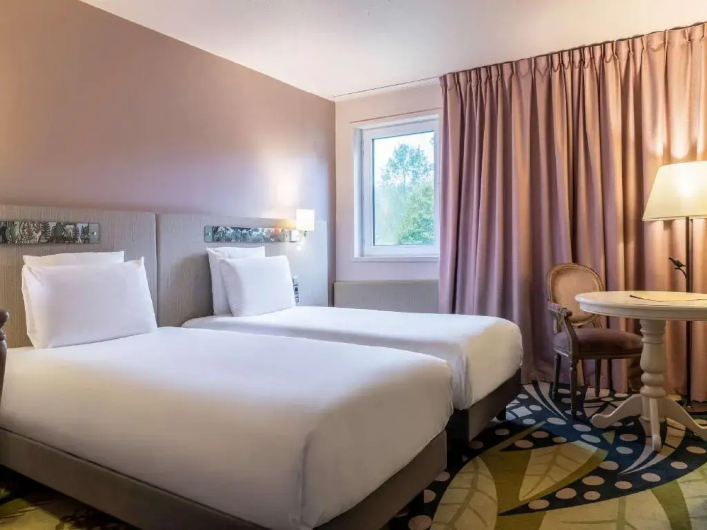 Demeures de campagne Parc du Coudray – Mercure