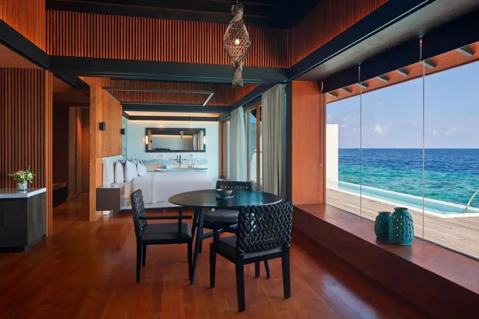 Курорт The Westin Maldives Miriandhoo 