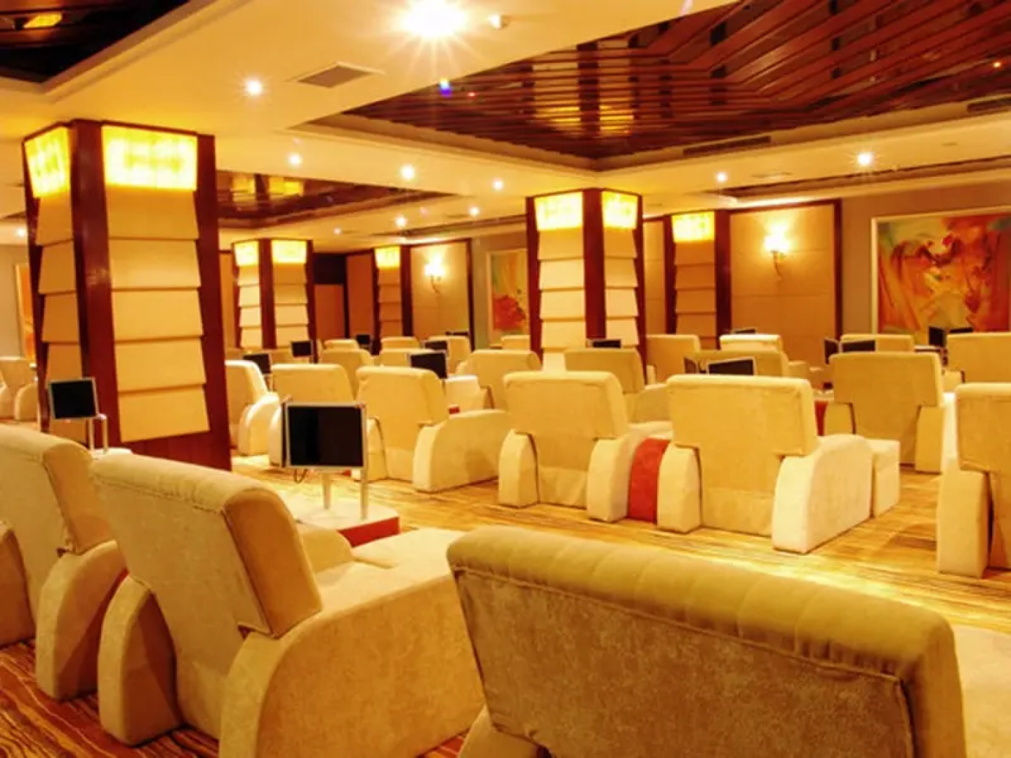 Zhuozheng International Hotel