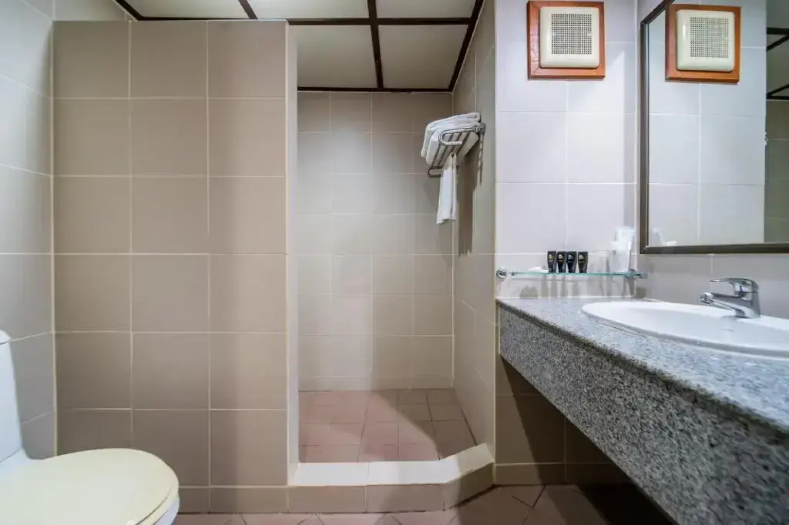 Botany Beach Resort Pattaya