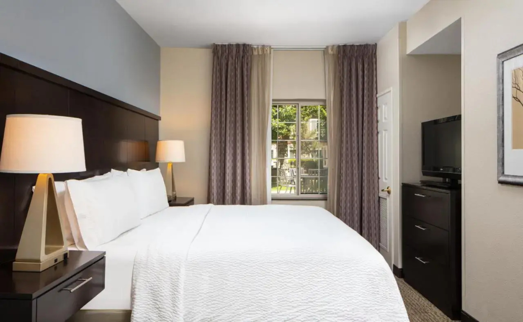 Staybridge Suites Fairfield Napa Valley Area by IHG