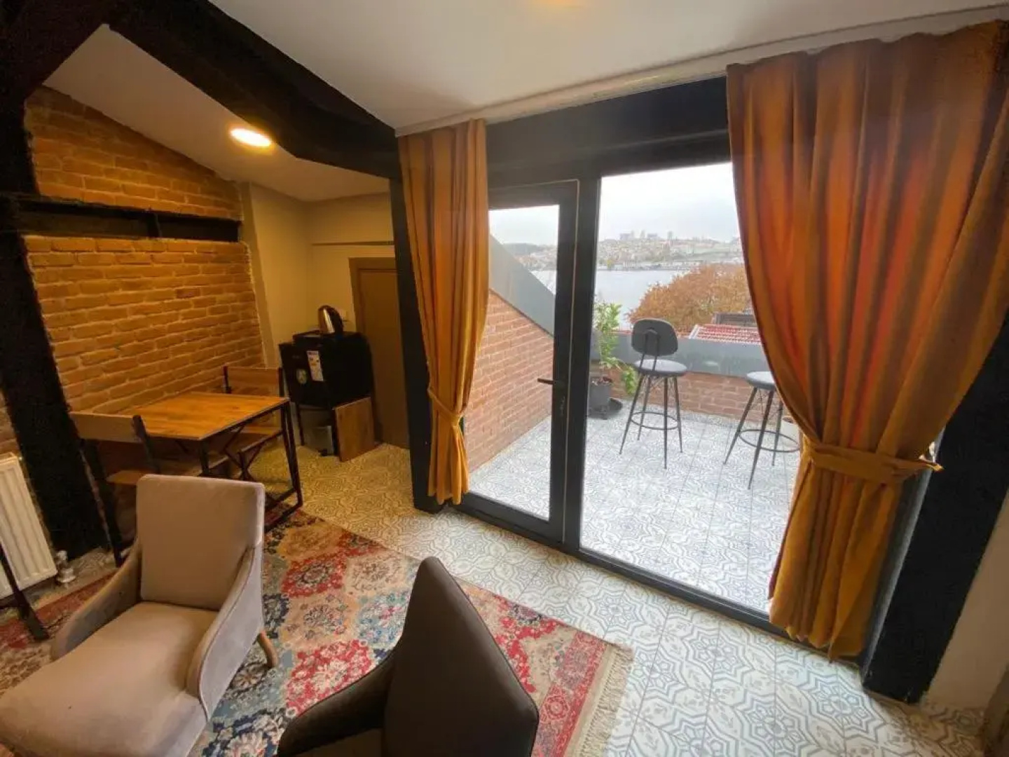 Gen Suites Cibali