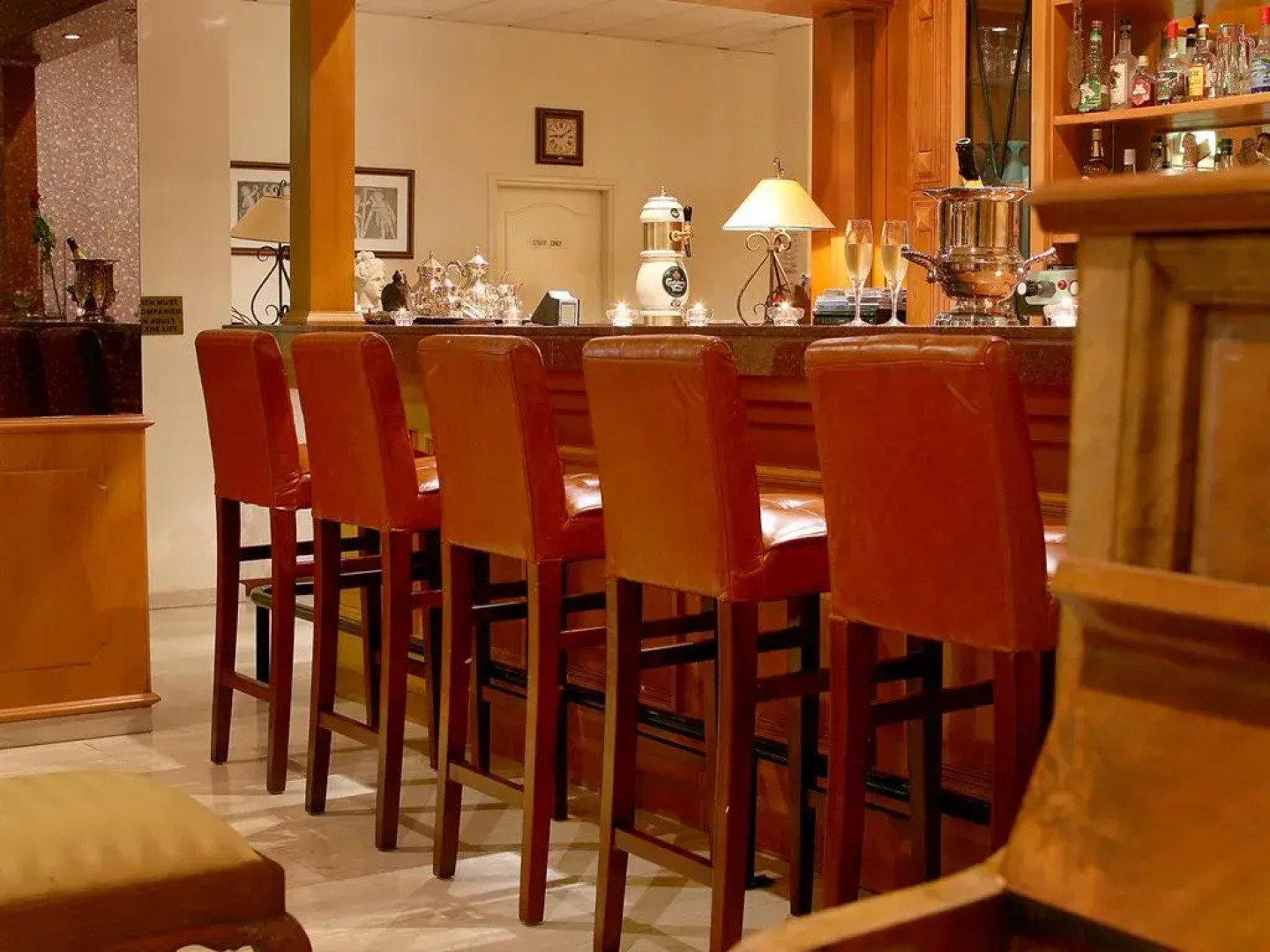 Stephanos Hotel Apts