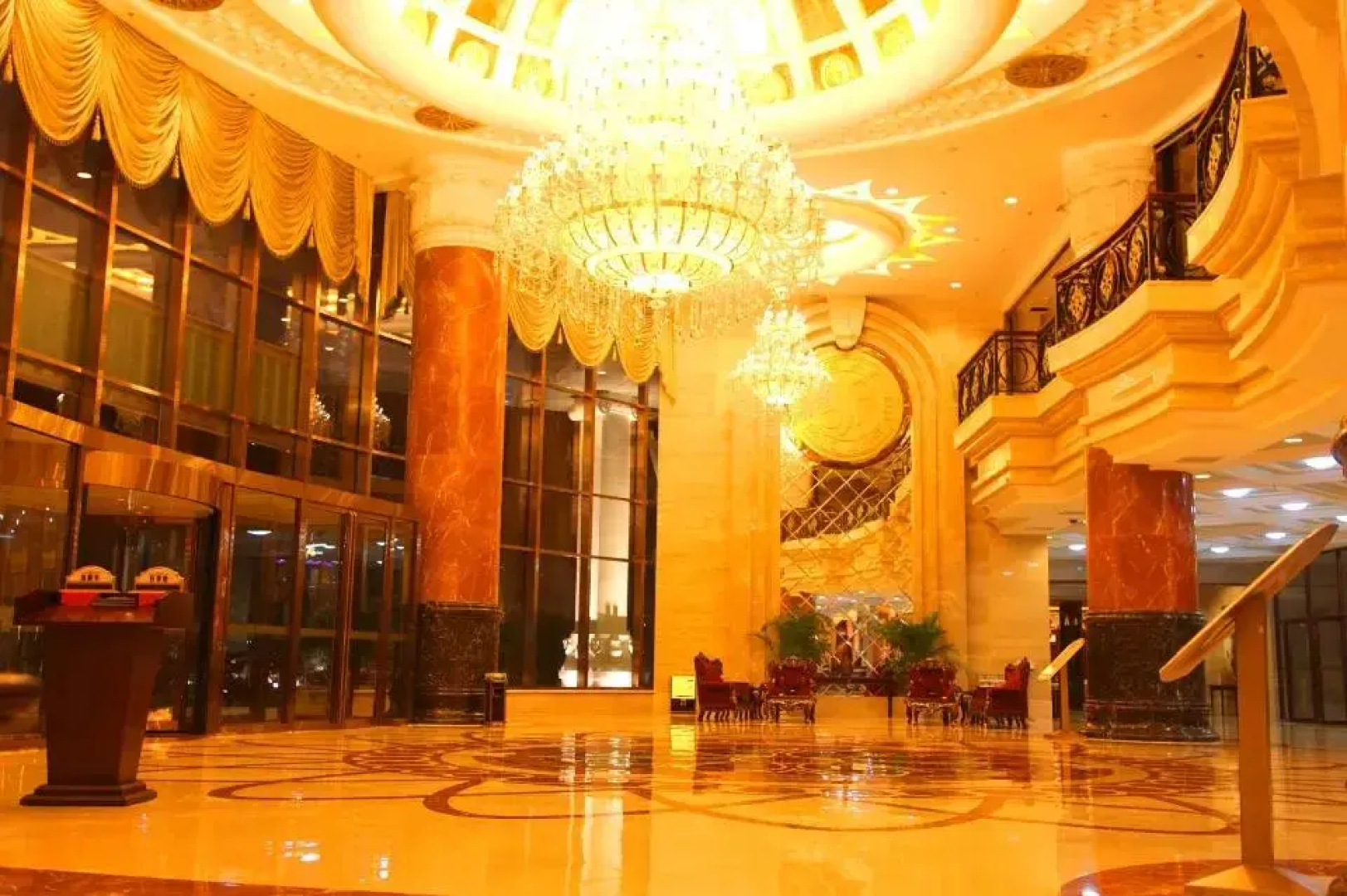 Hot Spring Leisure City International Hotel