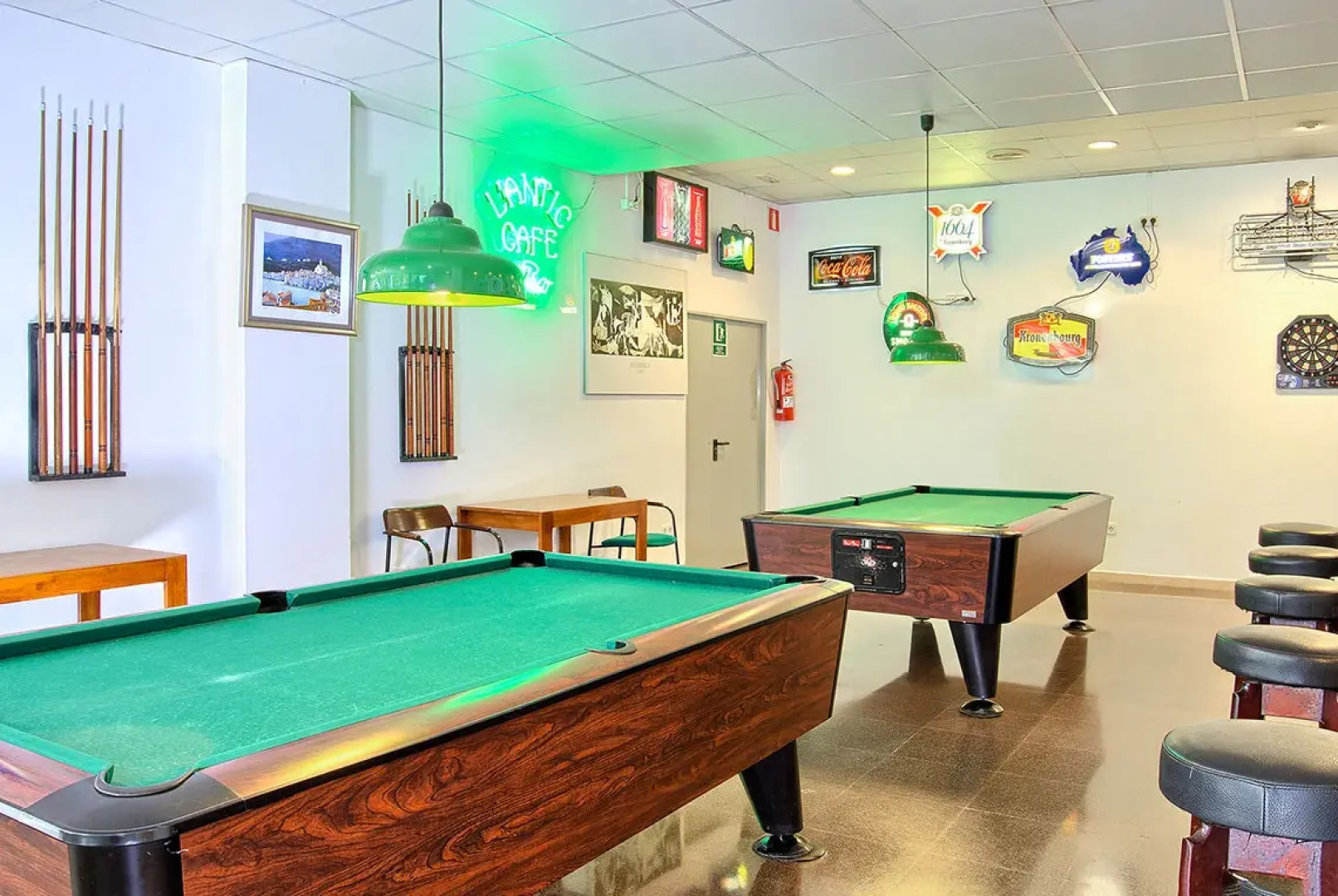 Отель Checkin Blanes