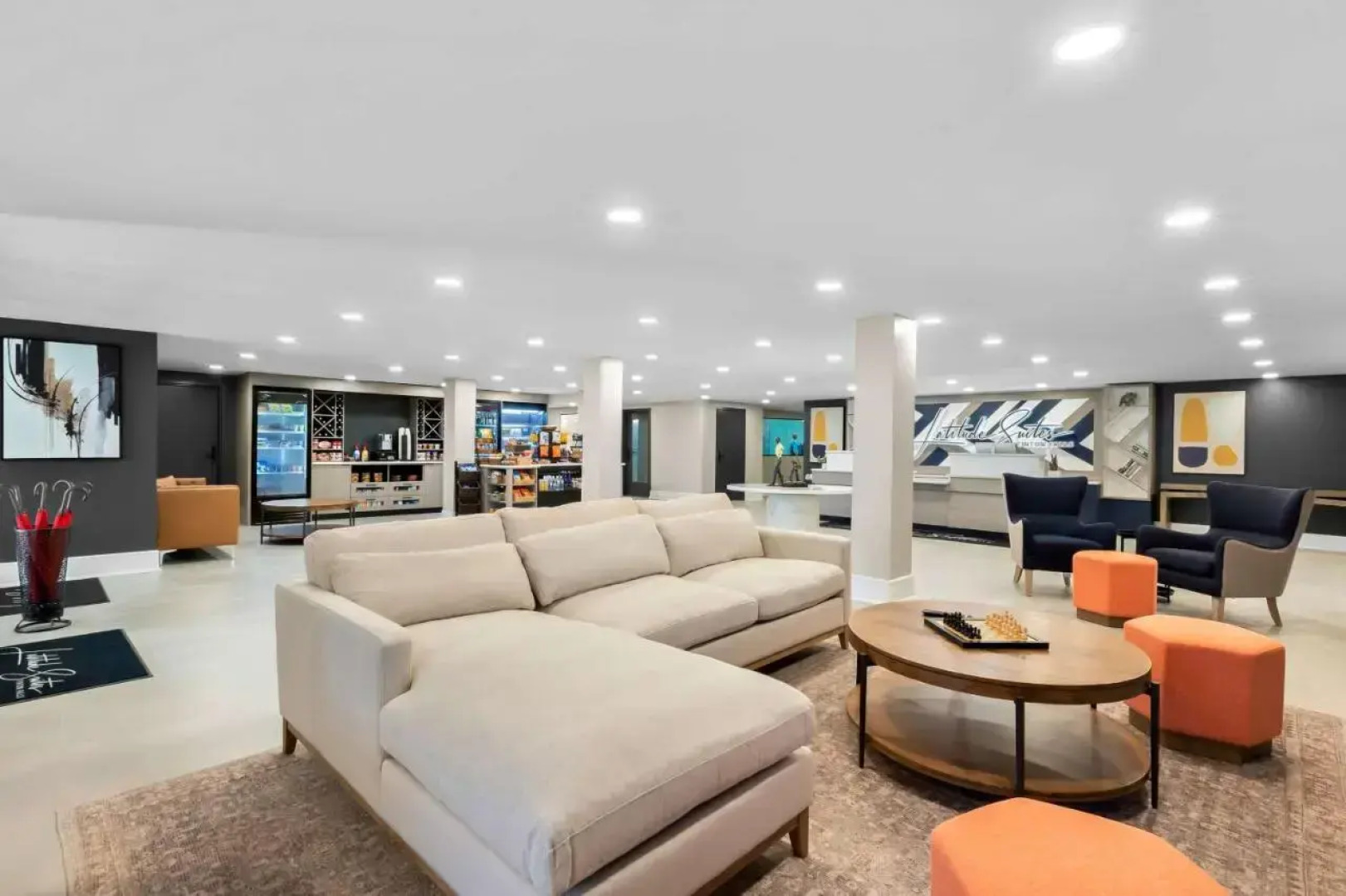 Latitude Suites Tinton Falls Eatontown/BW Premier Collection 