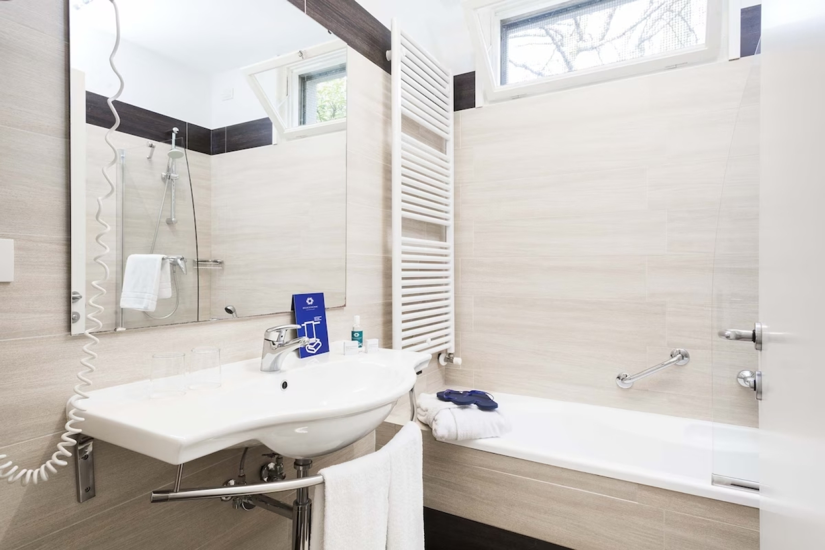 Курорт Du Lac et Du Parc Grand Resort