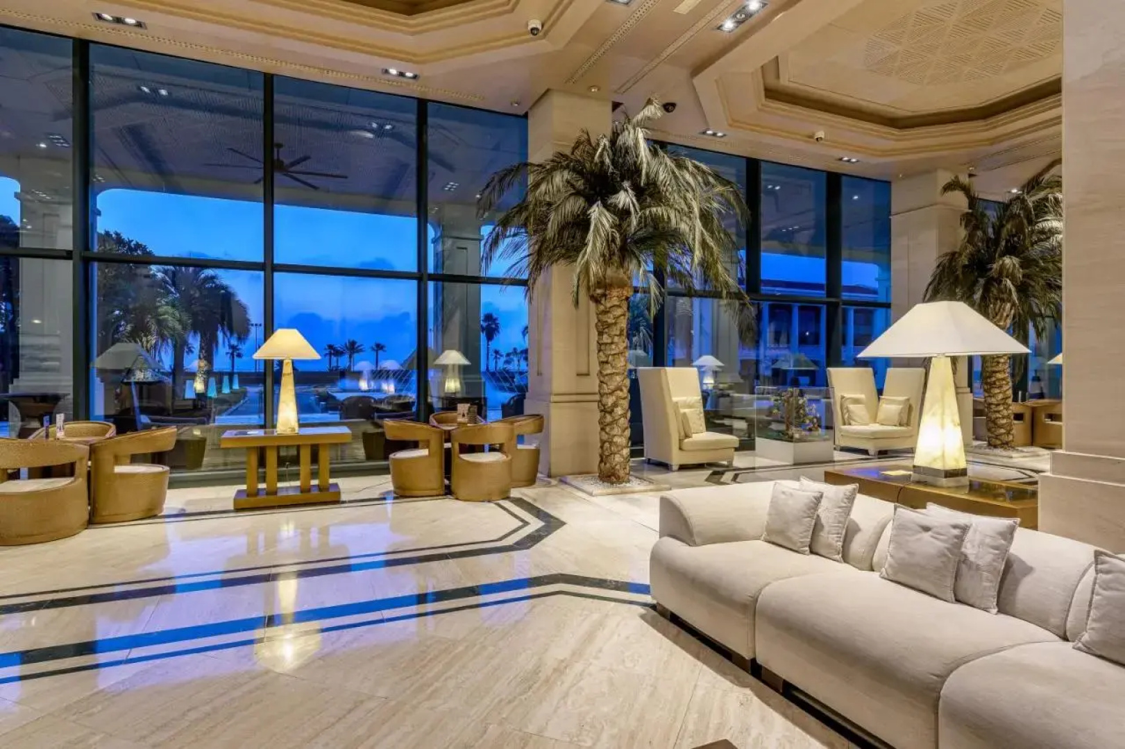 Курортный отель Las Arenas Balneario