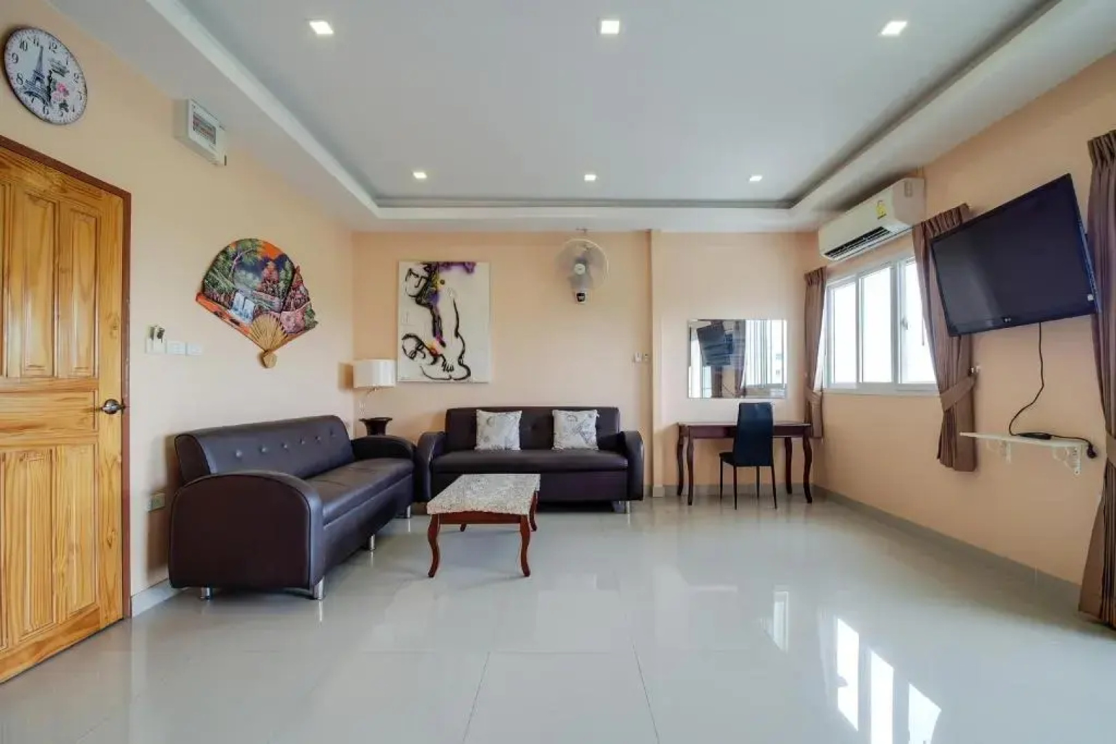 Patumnak Beach Guesthouse